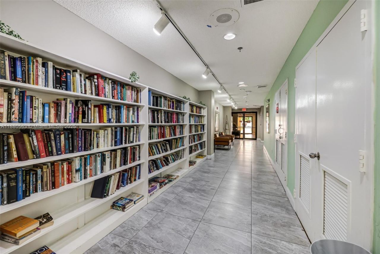 10346 NW 24th Pl, Unit 304, Sunrise, FL 33322 Photo