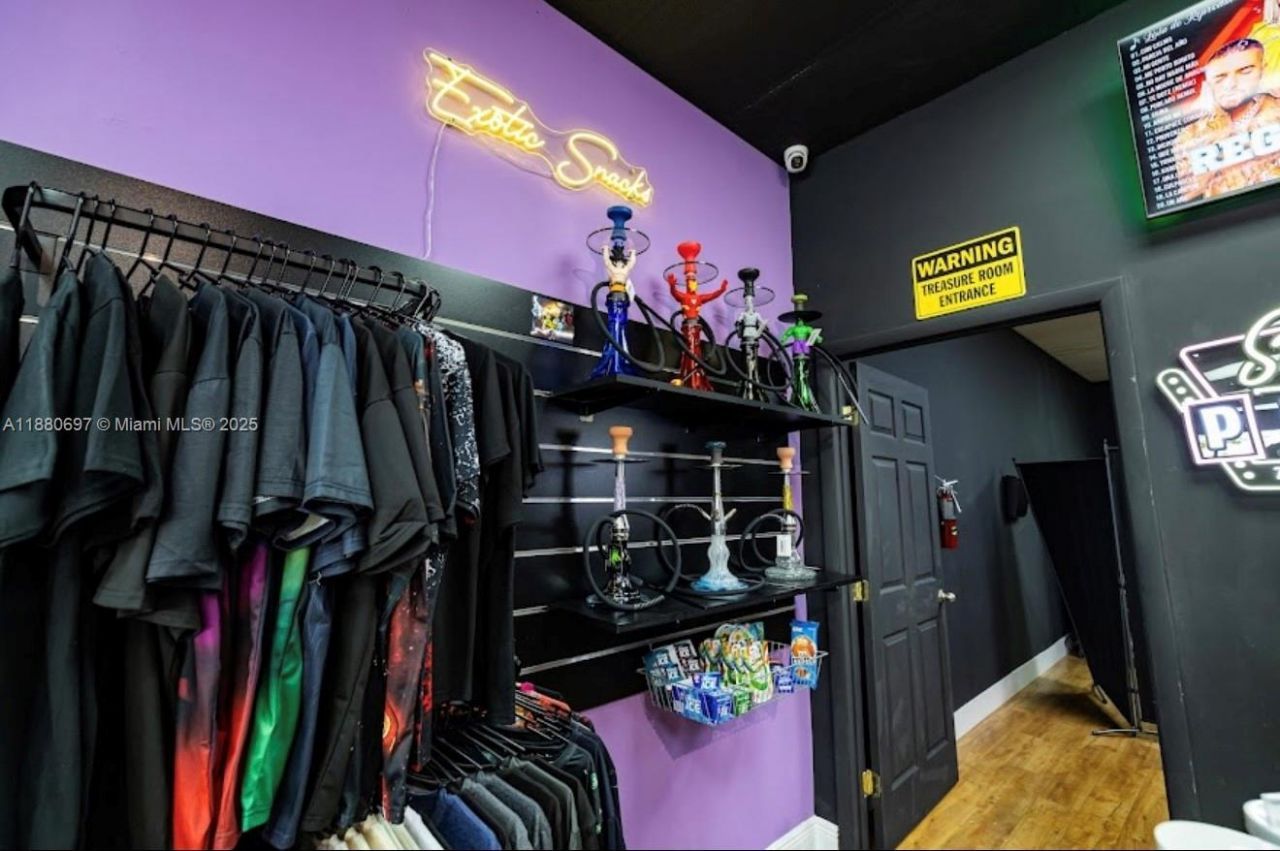 16774 SW 88th St, Miami, FL 33196 Photo