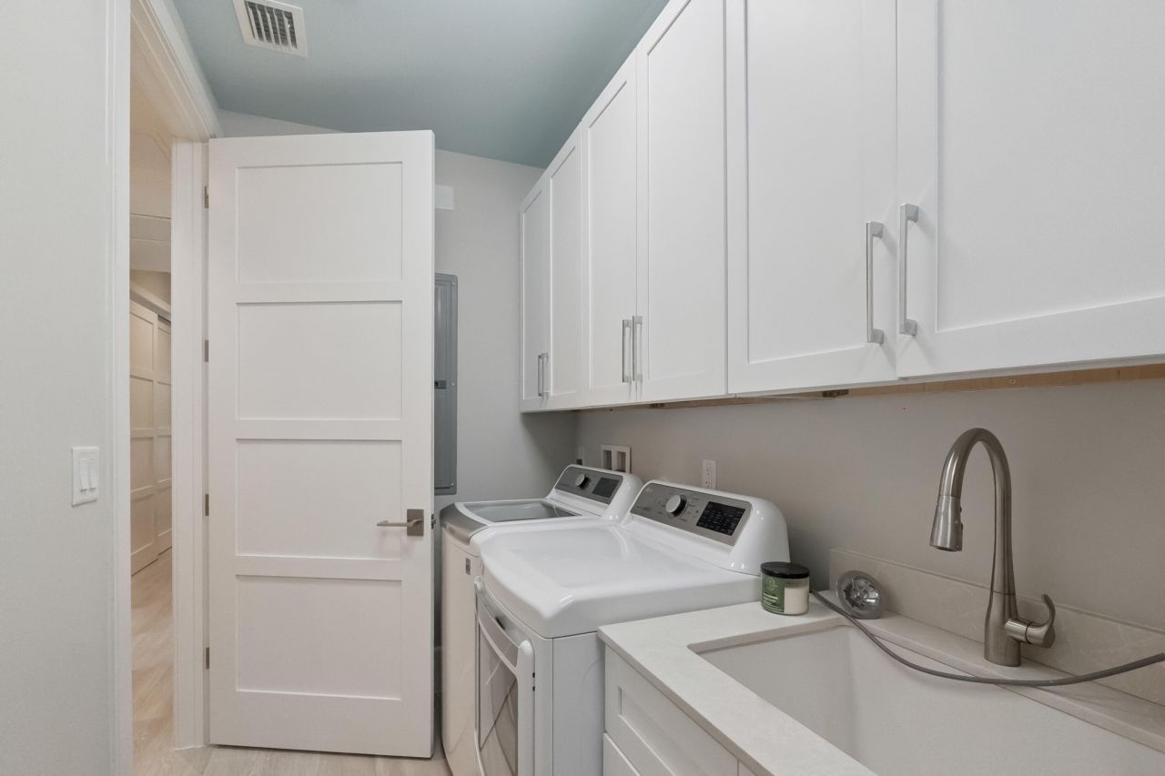 80639 Old Highway, Unit 201, Islamorada, FL 33036 Photo