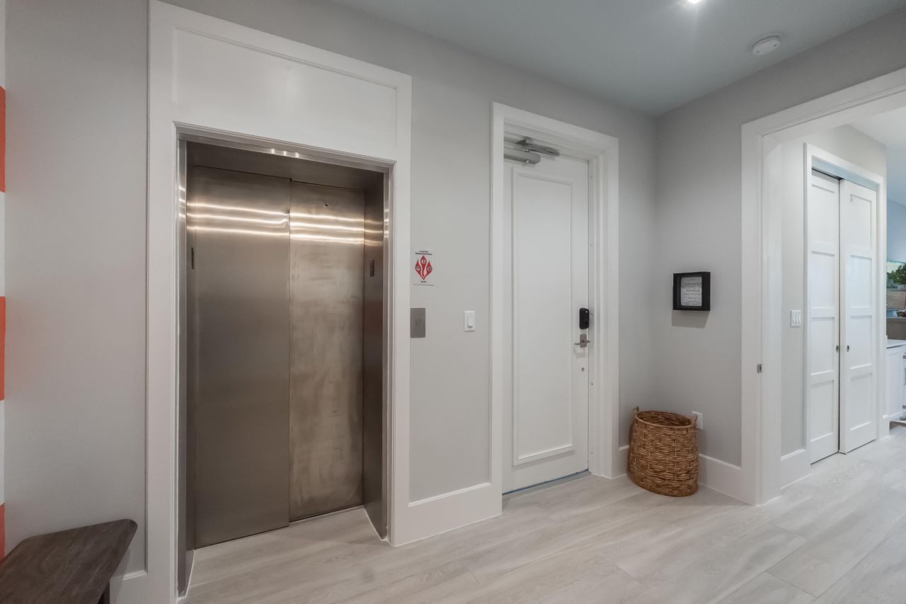 80639 Old Highway, Unit 201, Islamorada, FL 33036 Photo