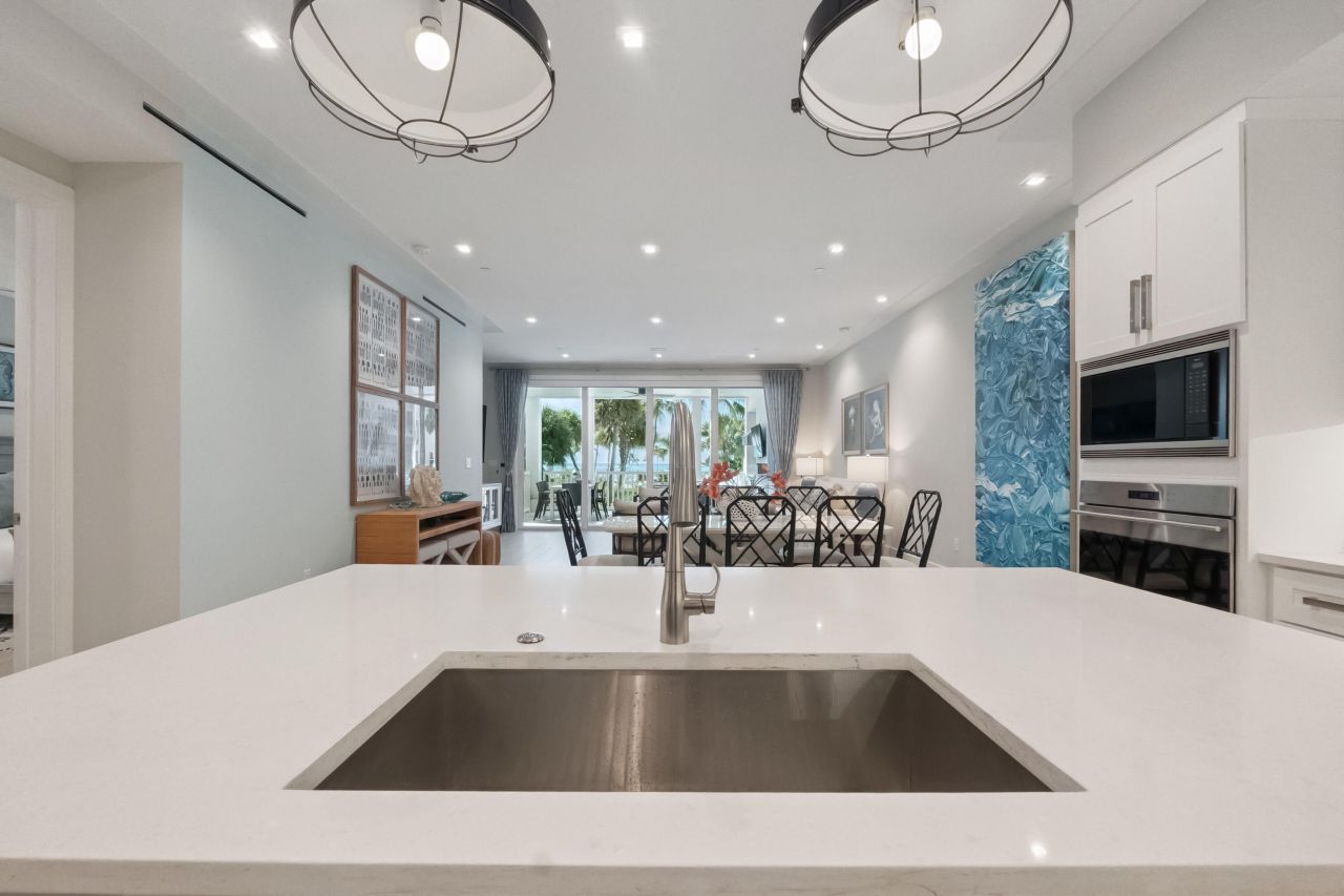 80639 Old Highway, Unit 201, Islamorada, FL 33036 Photo