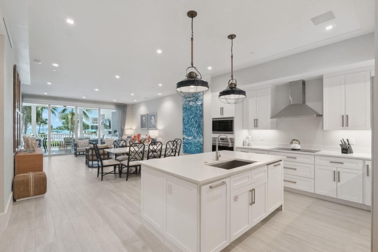 80639 Old Highway, Unit 201, Islamorada, FL 33036 Photo