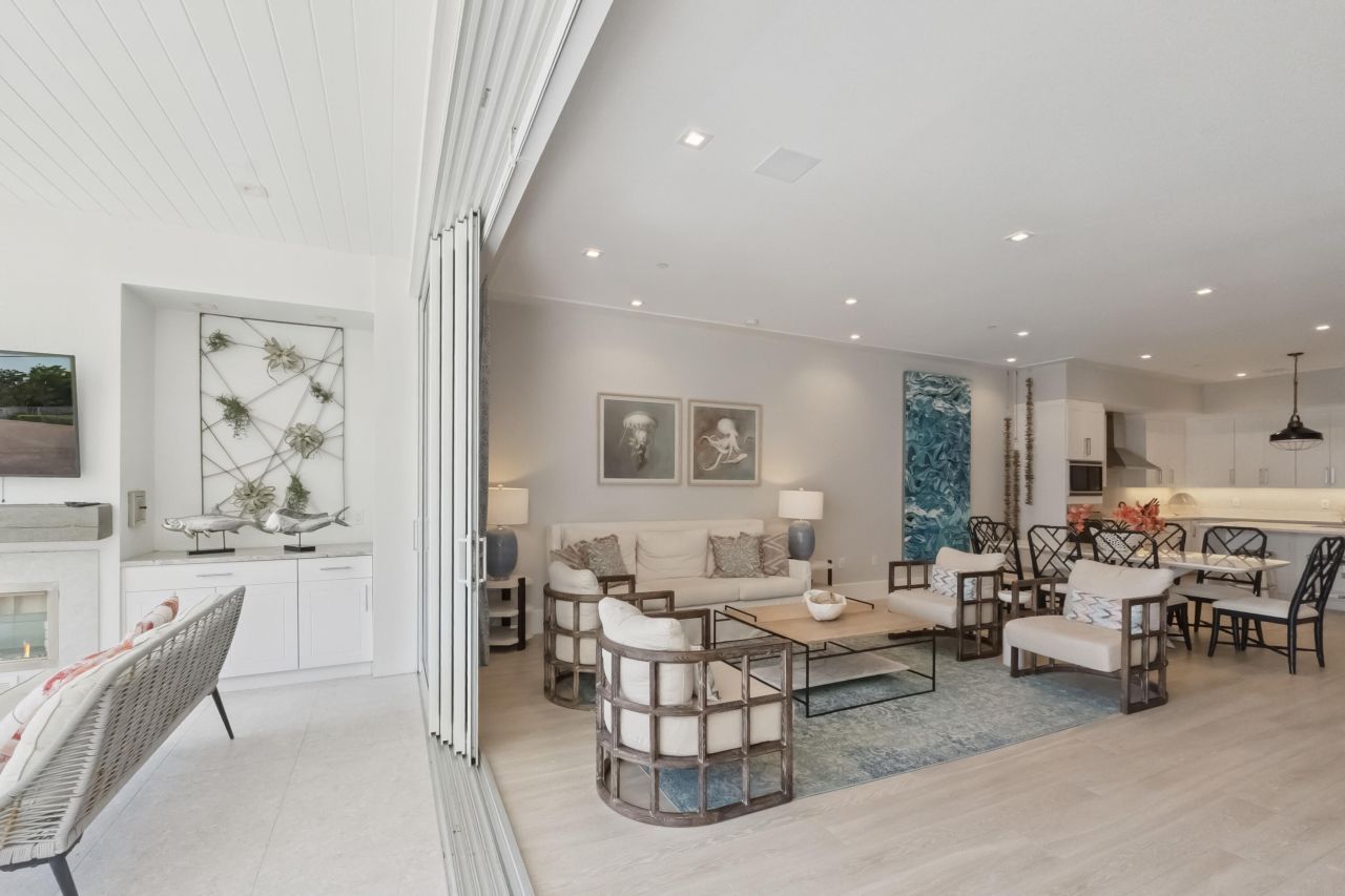 80639 Old Highway, Unit 201, Islamorada, FL 33036 Photo