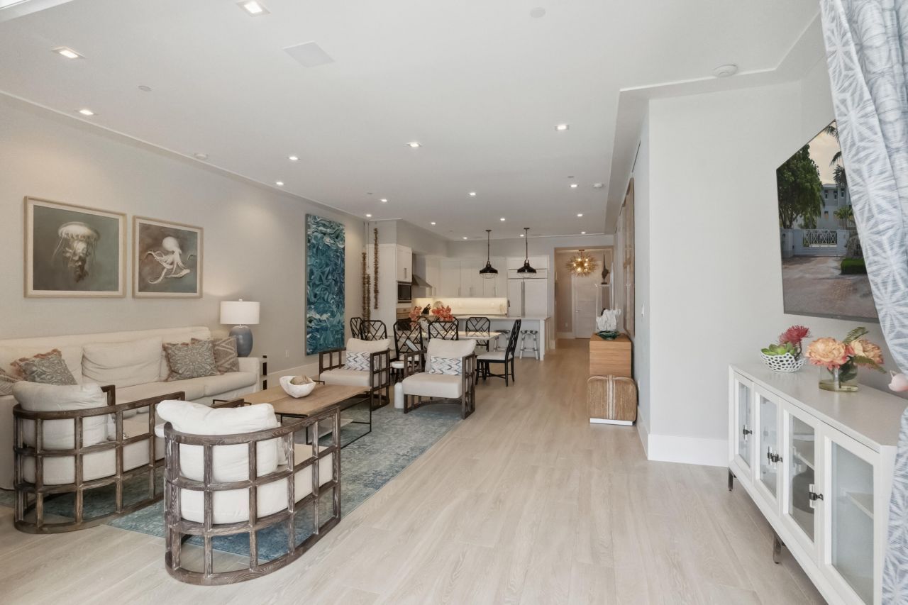 80639 Old Highway, Unit 201, Islamorada, FL 33036 Photo