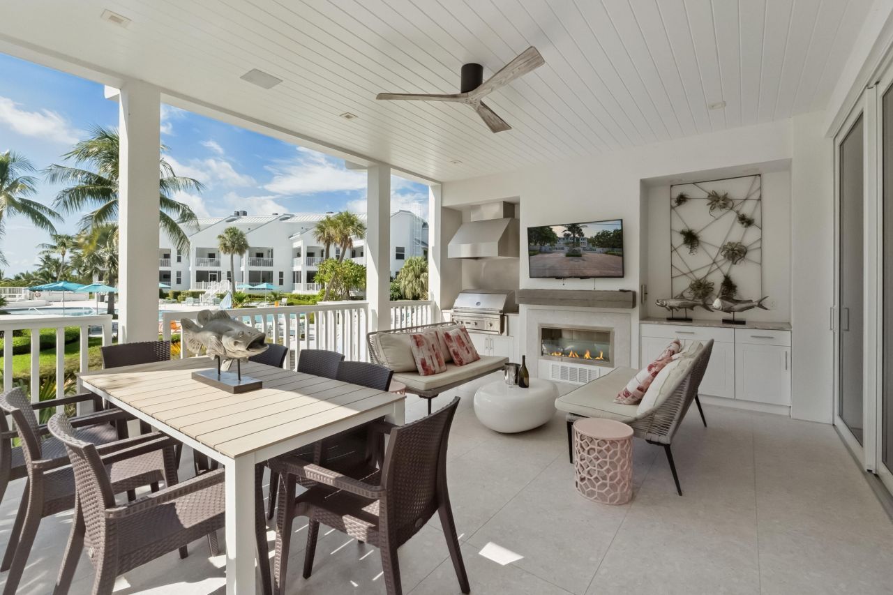 80639 Old Highway, Unit 201, Islamorada, FL 33036 Photo