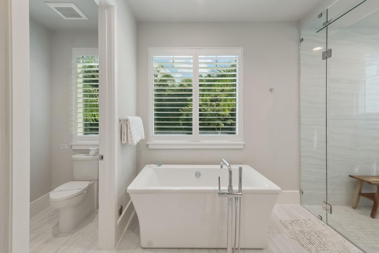 80639 Old Highway, Unit 201, Islamorada, FL 33036 Photo