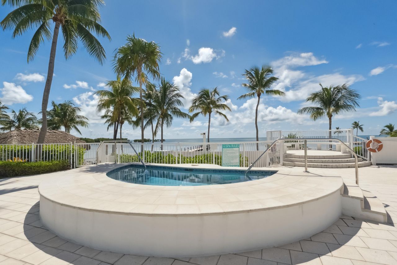 80639 Old Highway, Unit 201, Islamorada, FL 33036 Photo