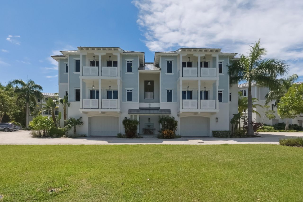 80639 Old Highway, Unit 201, Islamorada, FL 33036 Photo