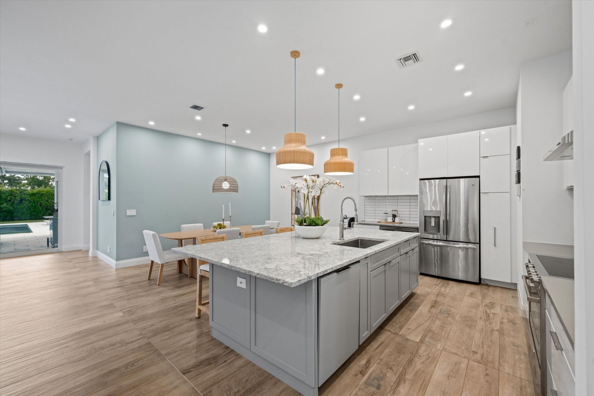 2940 Twin Oaks Way, Wellington, FL 33414 Photo