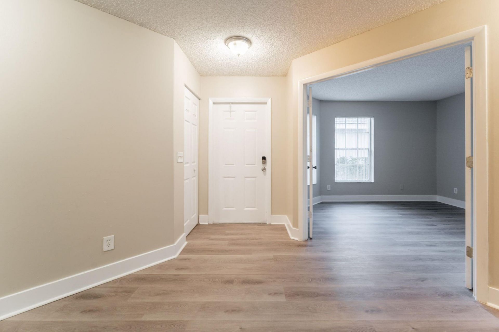 9220 Arborwood Circle, Davie, FL 33328 Photo