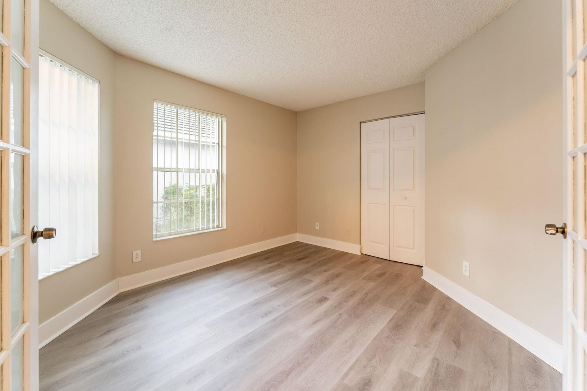 9220 Arborwood Circle, Davie, FL 33328 Photo