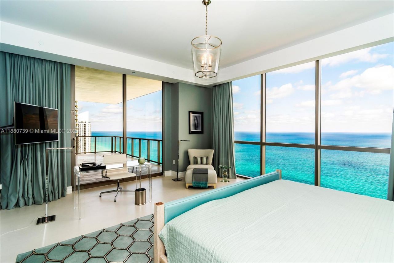 17749 Collins Ave, Unit 3801, Sunny Isles Beach, FL 33160 Photo