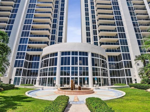 19111 Collins Ave, Unit 2101, Sunny Isles Beach, FL 33160