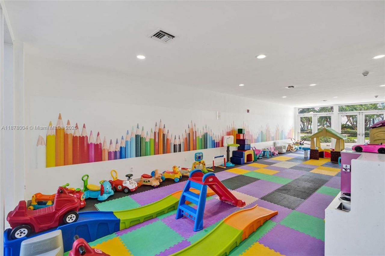 19111 Collins Ave, Unit 2101, Sunny Isles Beach, FL 33160 Photo