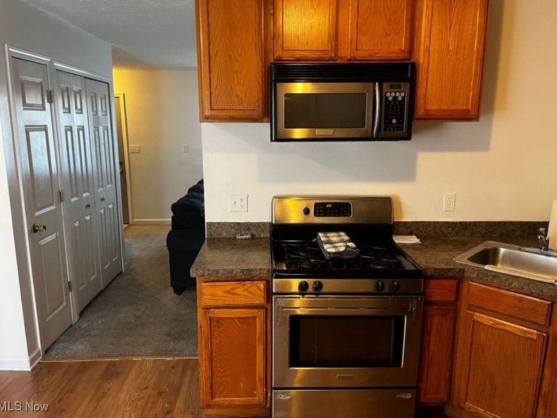 2622 E 75th Street, Cleveland, OH 44104 Photo 3