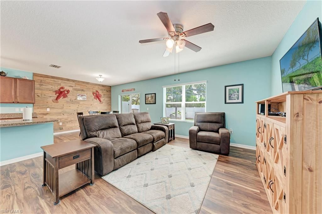 5809 71st St E, Palmetto, FL 34221 Photo