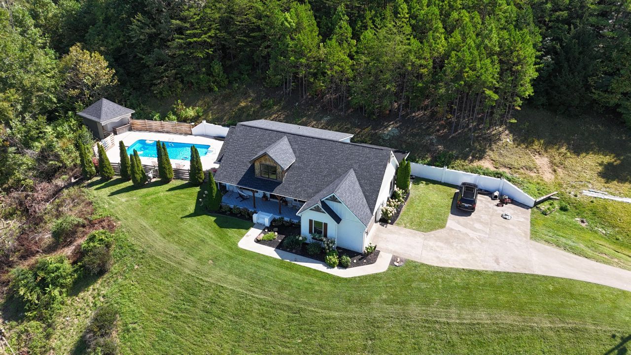 3342 Blackwater Road, London, KY 40744 Main Photo