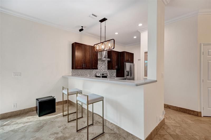 710 NE 15th Ave, Unit 710, Fort Lauderdale, FL 33304 Photo