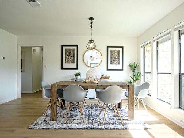 302 Seawind ST, Lakeway, TX 78734