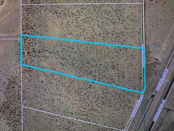 351 Thompson Road, Edgewood, NM 87015