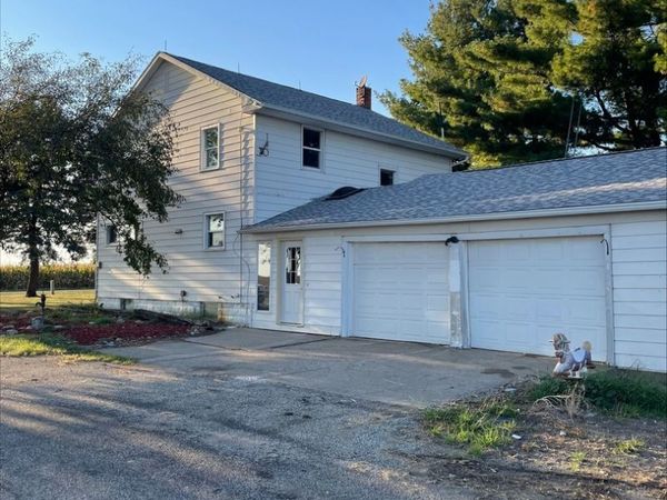 21446 700 East Street, Sheffield, IL 61361