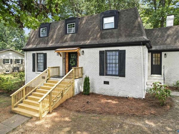 4033 Lucerne Drive SE, Huntsville, AL 35802