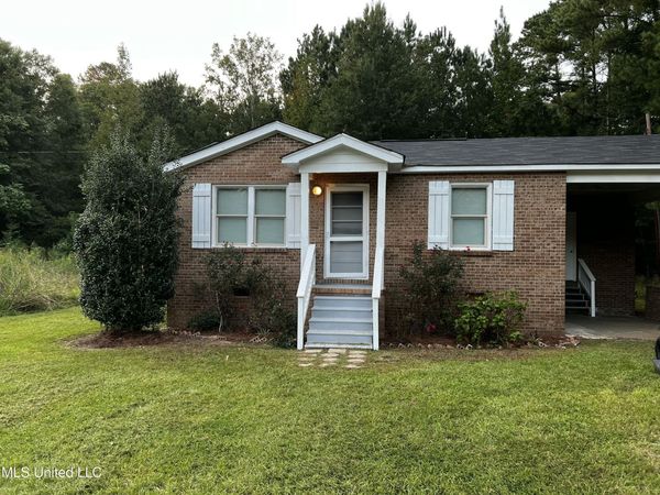 2445 Highway 16, Carthage, MS 39051