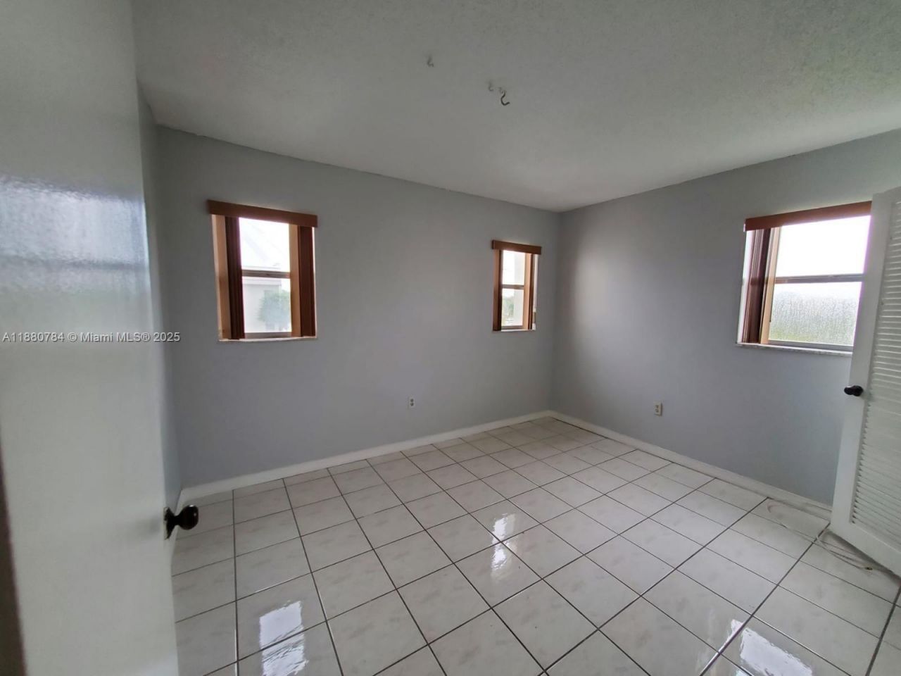 8280 Sunrise Lakes Blvd, Unit 301, Sunrise, FL 33322 Photo