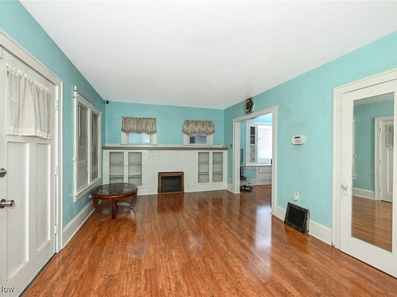 1345 Bellows Street, Akron, OH 44301 Photo 6