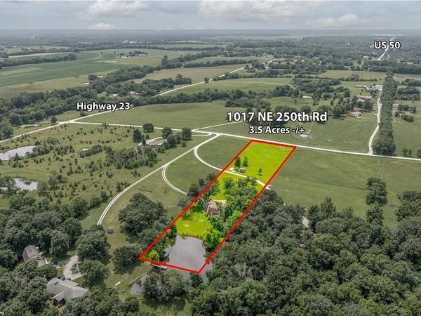 1017 NE 250 Road, Knob Noster, MO 65336
