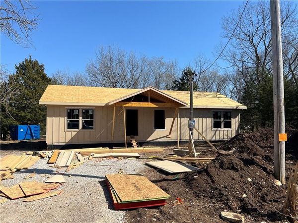 30 & 34 Silver Lane, Linn Valley, KS 66040