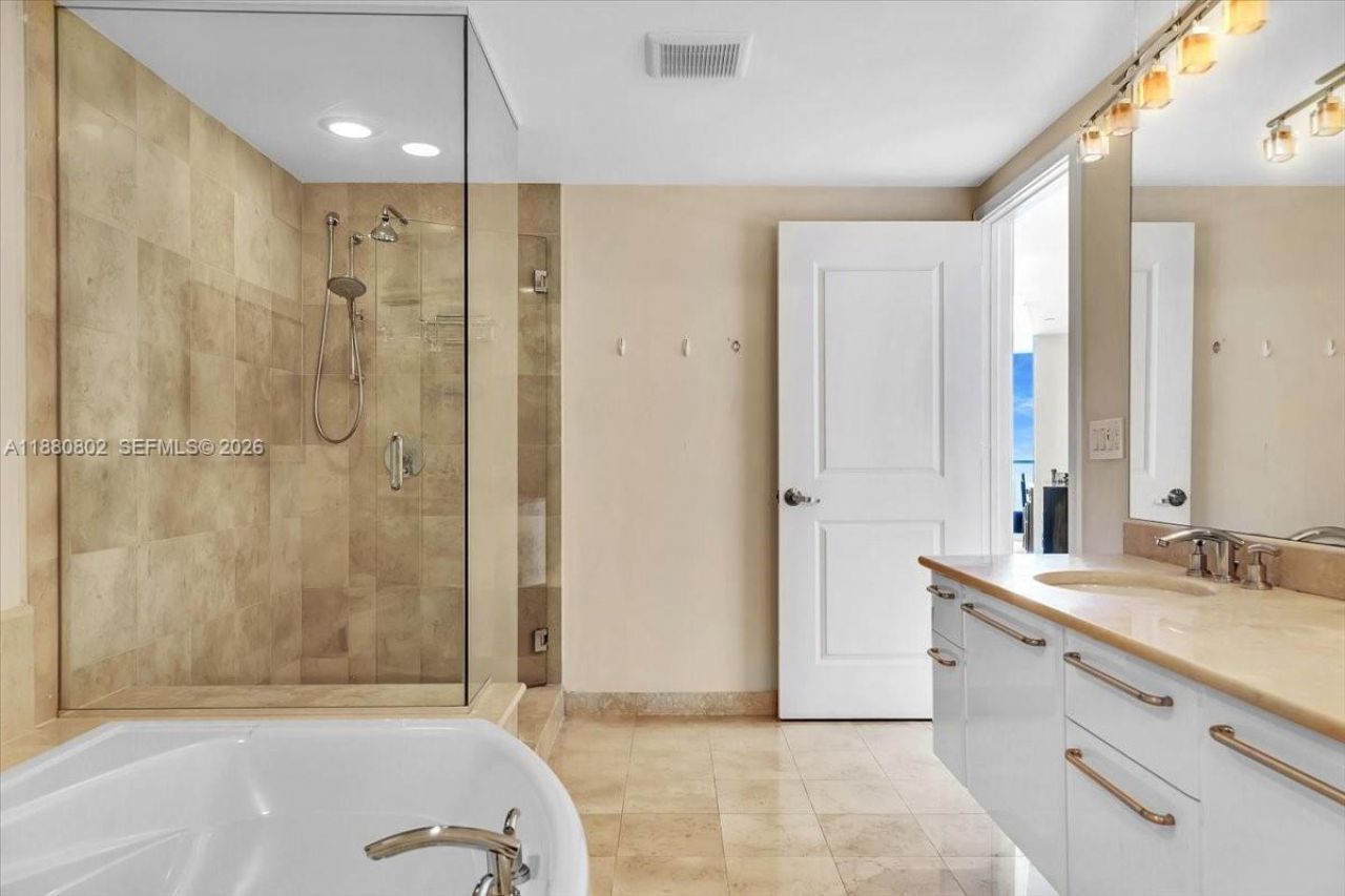 3101 S Ocean Dr, Unit 2307, Hollywood, FL 33019 Photo