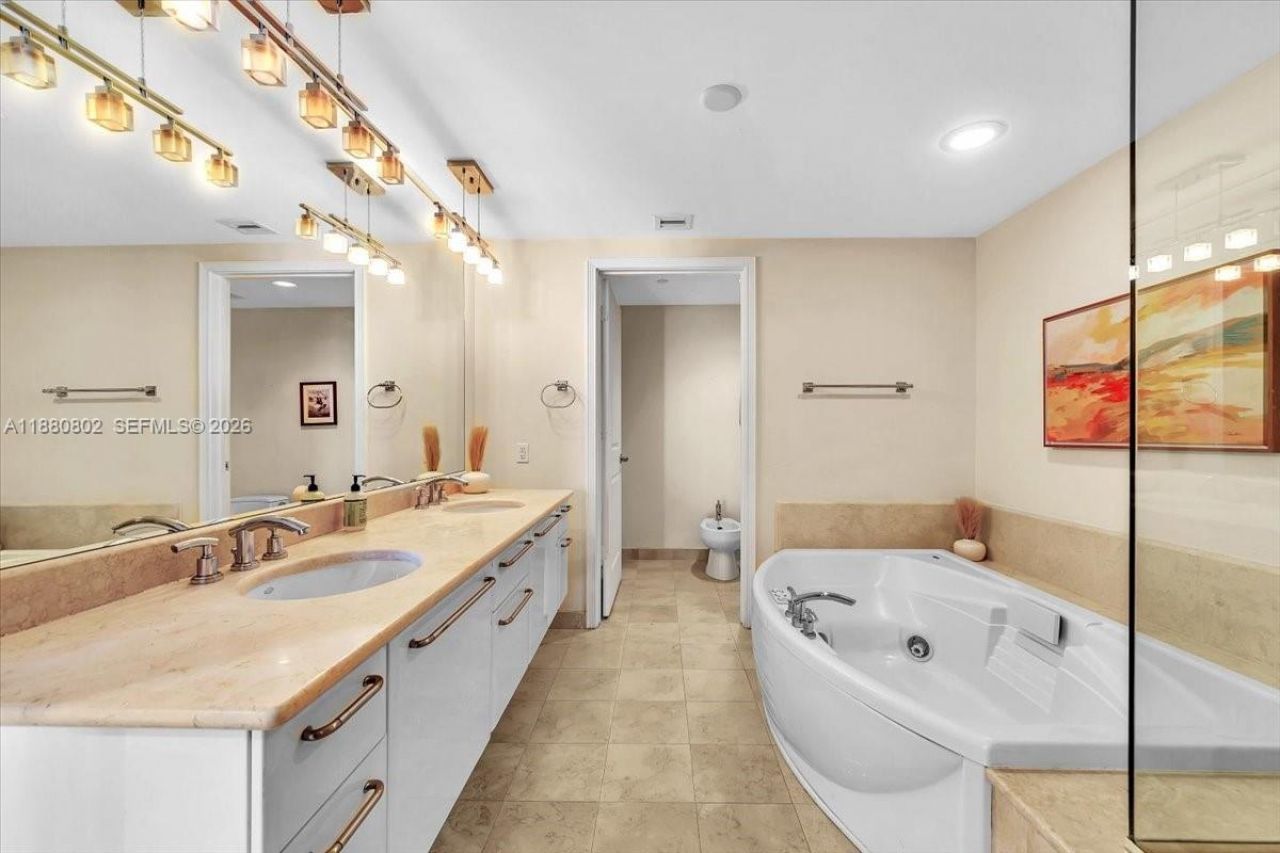 3101 S Ocean Dr, Unit 2307, Hollywood, FL 33019 Photo