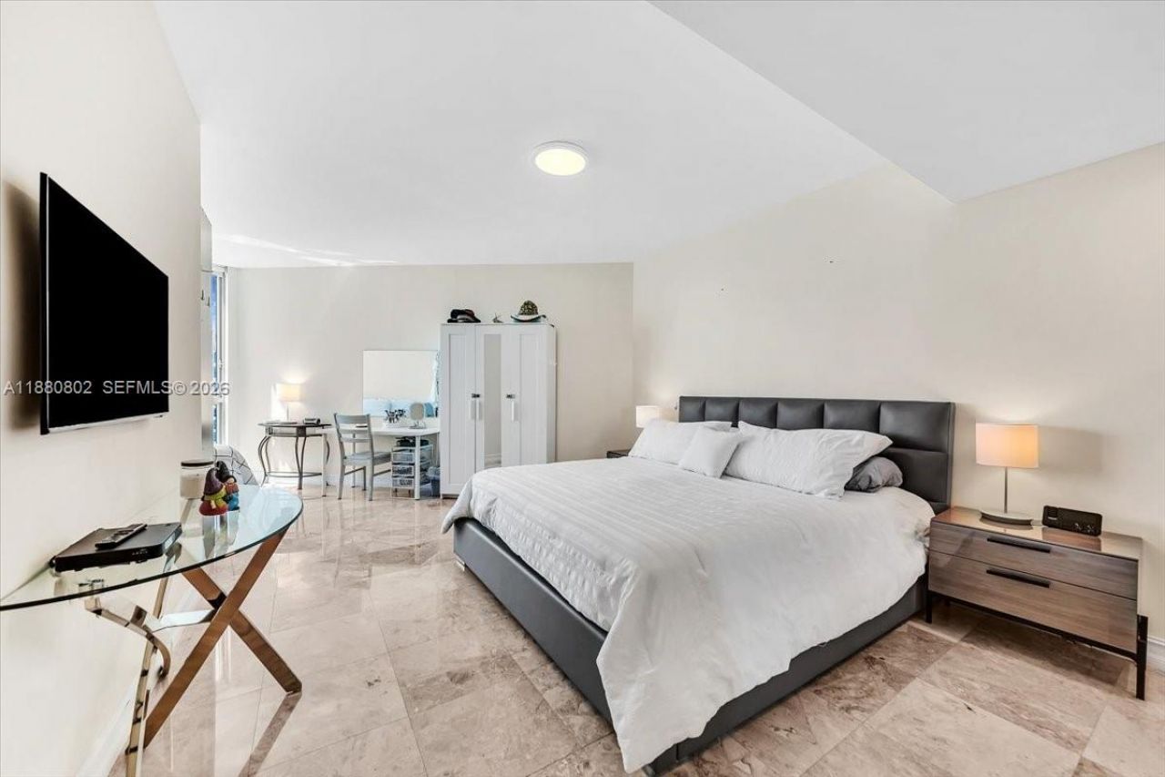 3101 S Ocean Dr, Unit 2307, Hollywood, FL 33019 Photo