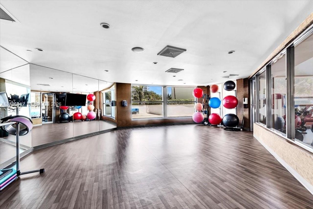 3101 S Ocean Dr, Unit 2307, Hollywood, FL 33019 Photo