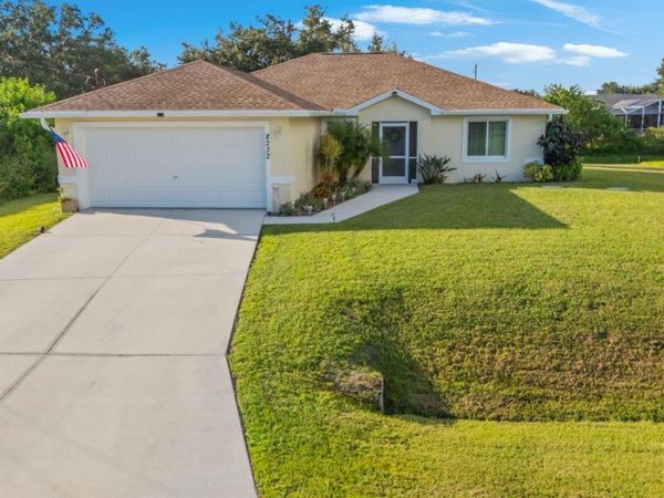 8232 WAWANA ROAD, NORTH PORT, FL 34287