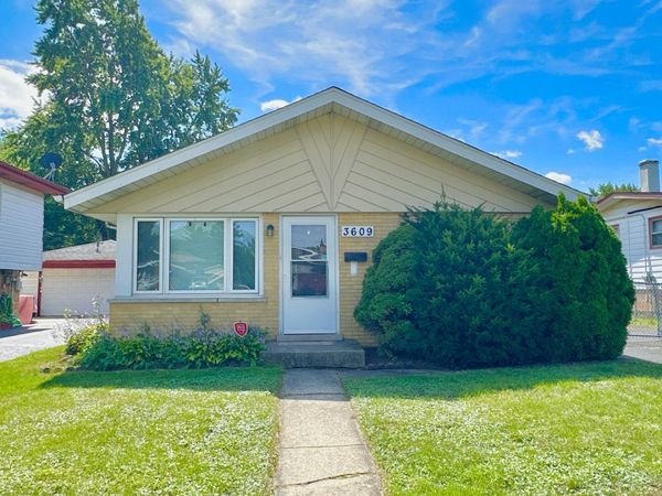 3609 W 121st Street, Alsip, IL 60803