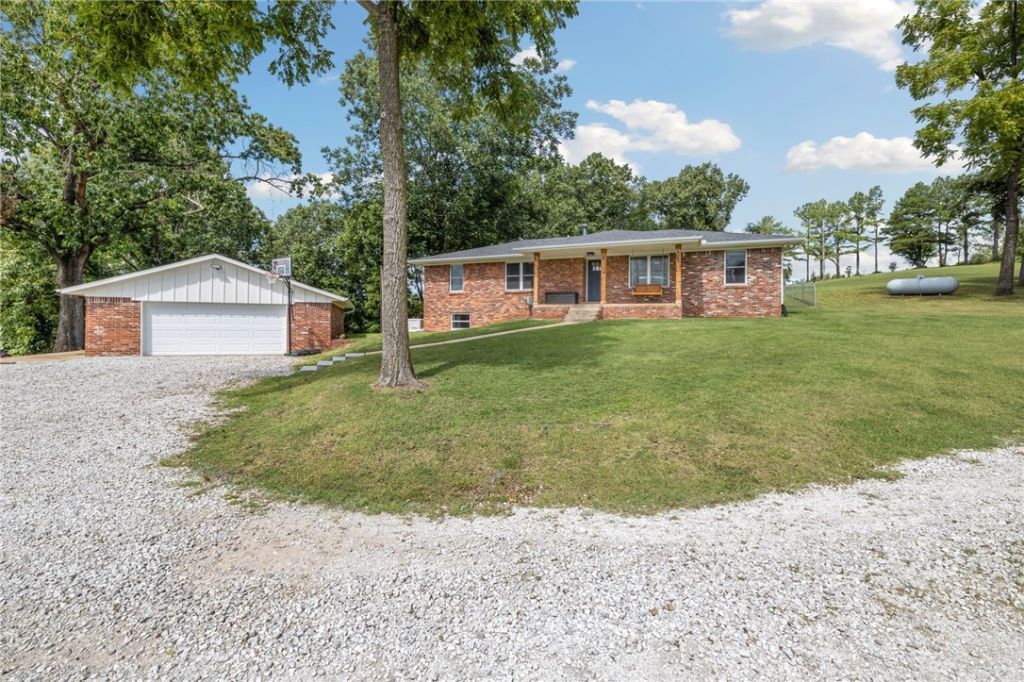 11250 Ervin Mcgarrah Road, Lowell, AR 72745 Main Photo
