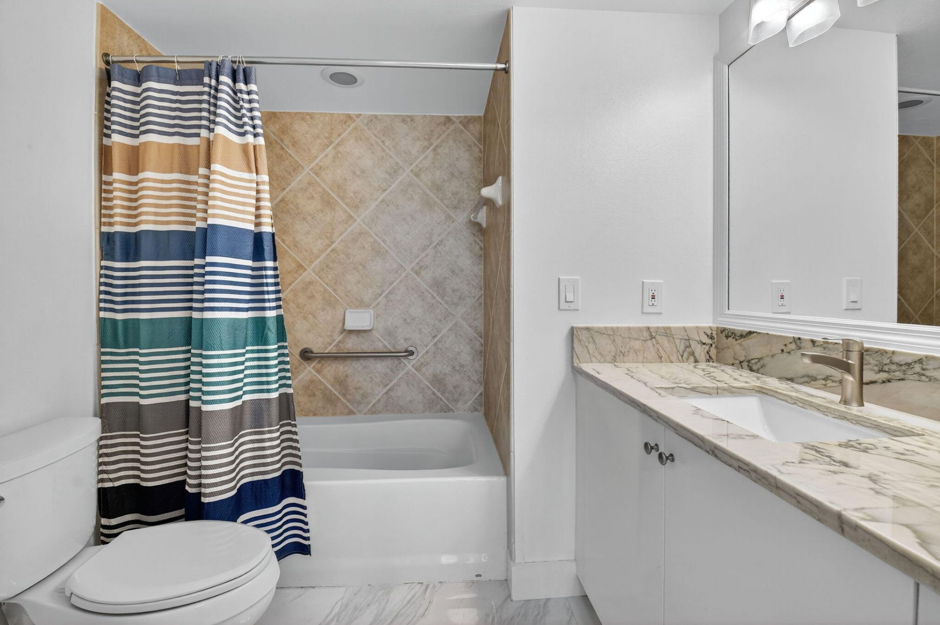 625 Casa Loma Boulevard, Unit 1409, Boynton Beach, FL 33435 Photo