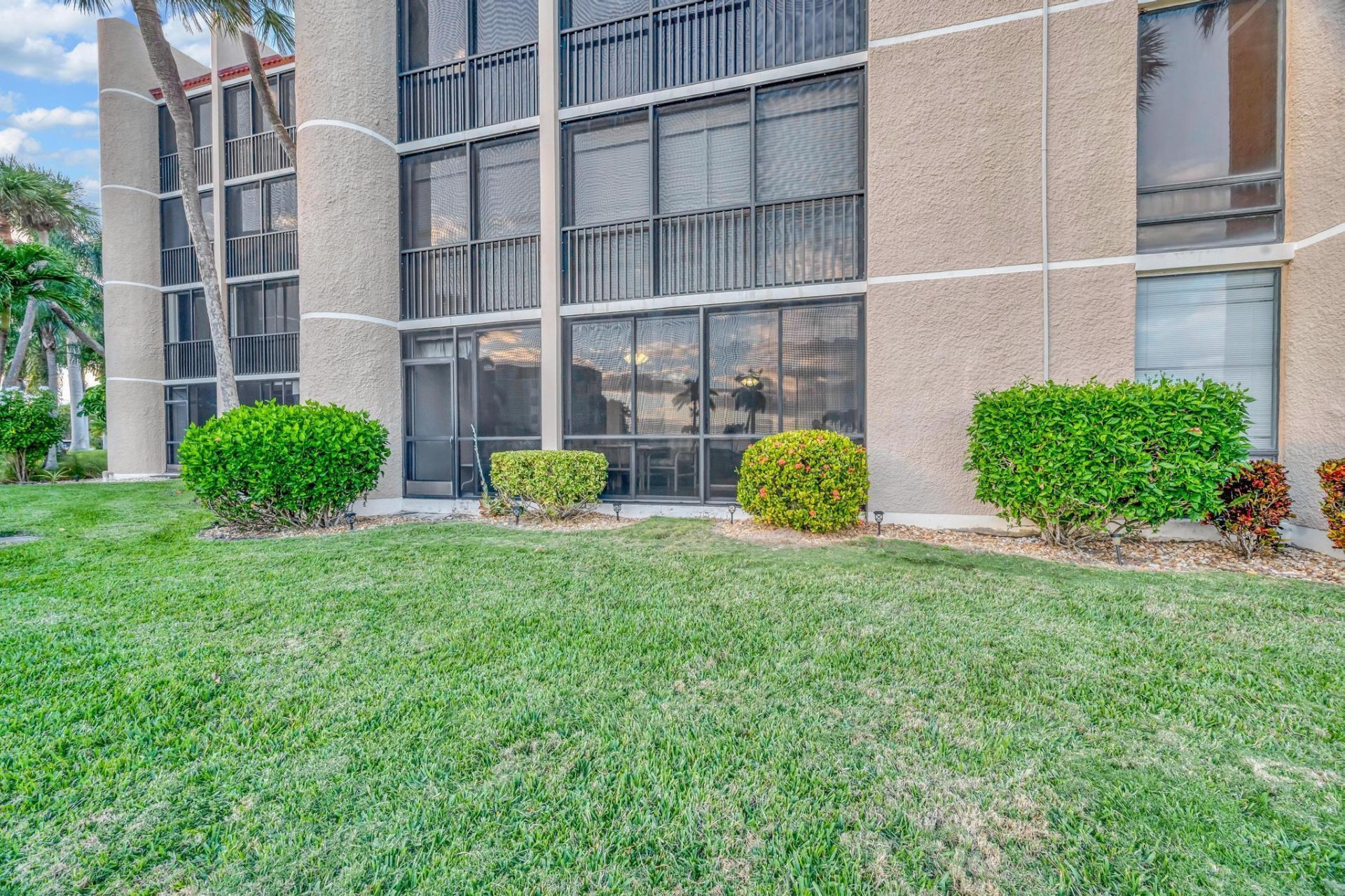 3492 NE Causeway Boulevard, Unit 103, Jensen Beach, FL 34957 Photo