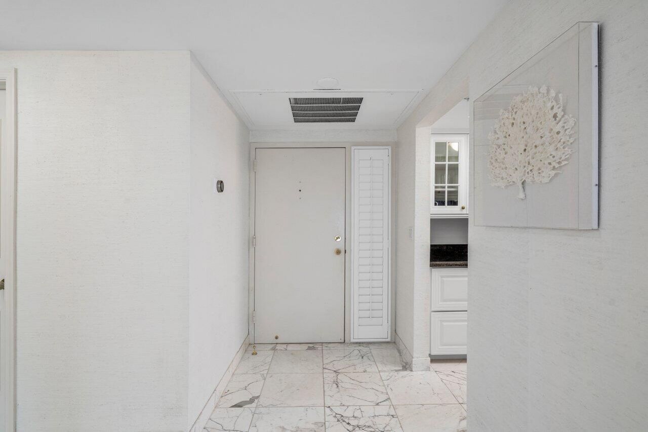 350 S Ocean Boulevard, Unit 201, Palm Beach, FL 33480 Photo