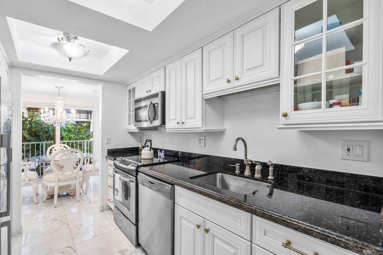 350 S Ocean Boulevard, Unit 201, Palm Beach, FL 33480 Photo