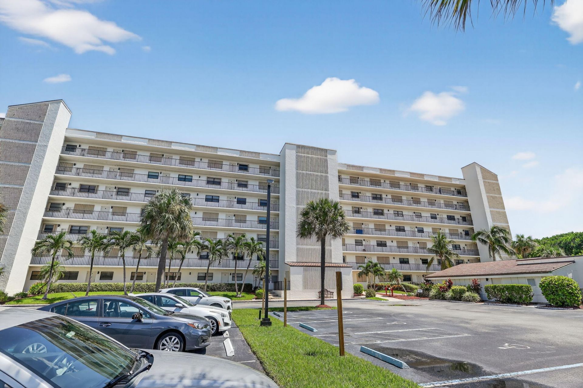 10310 S Ocean Drive, Unit 610, Jensen Beach, FL 34957 Photo