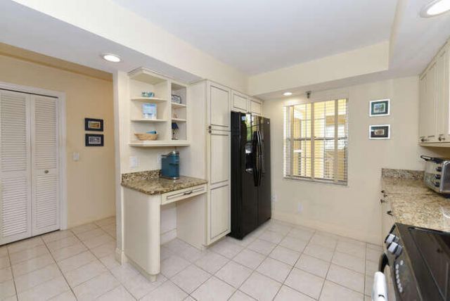 300 John F Kennedy Drive, Unit 208, Atlantis, FL 33462 Photo