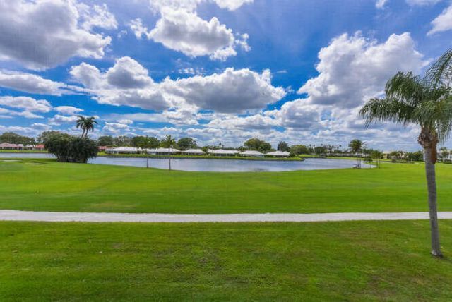 300 John F Kennedy Drive, Unit 208, Atlantis, FL 33462 Photo