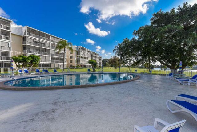 300 John F Kennedy Drive, Unit 208, Atlantis, FL 33462 Photo
