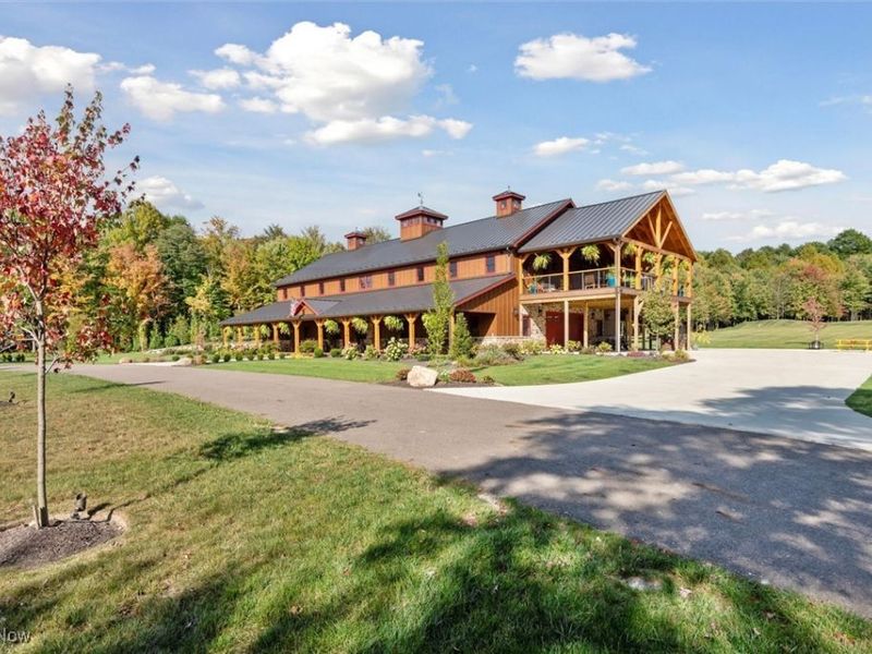 290 Townline Road, Aurora, OH 44202 Photo 3