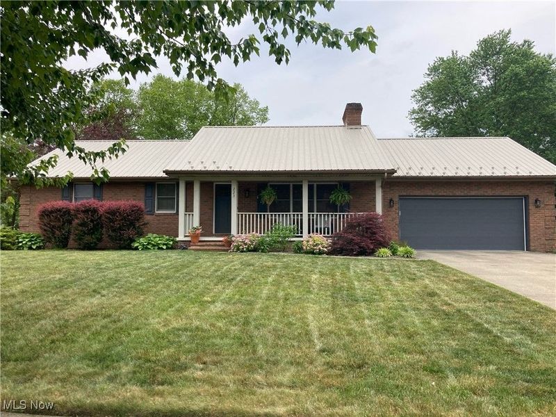 223 Tanglewood Drive, Dalton, OH 44618 Photo 1