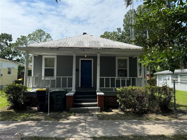 737 E 37th Street, Savannah, GA 31401