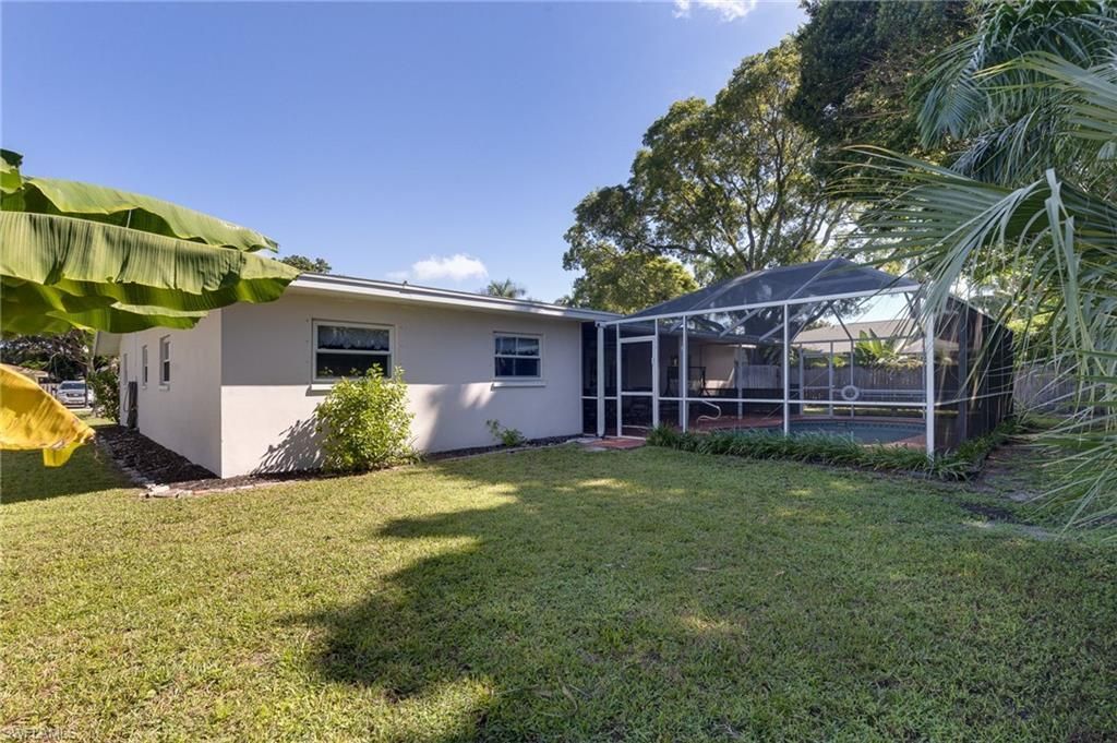 1292 Biltmore Dr, Fort Myers, FL 33901 Photo